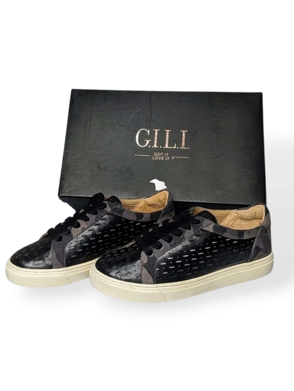 G.I.L.I. Sneakers Lace-up Perforated Adalie Black Shoes Women's Size 5M NIB NEW